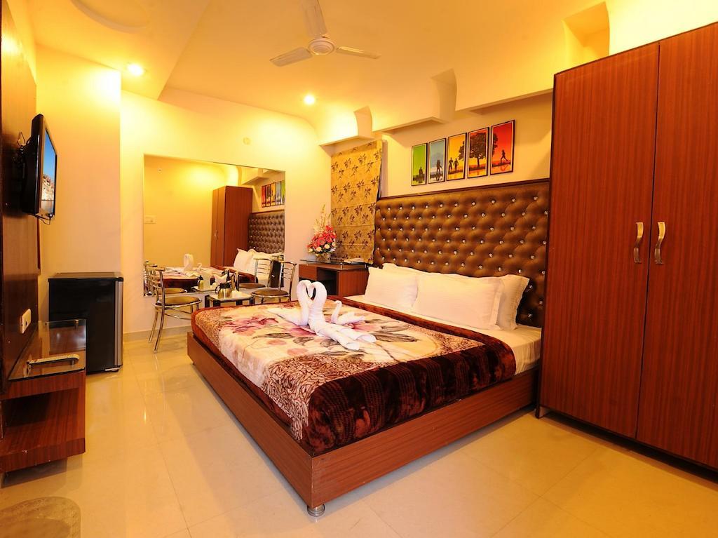 Hotel Pearl Inn & Suites Amritsar Rum bild
